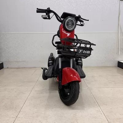 Latest company Cases about Sightseeing Leisure Electric Tricycles Become Featured Green Tour Vehicles for Spanish Old Town